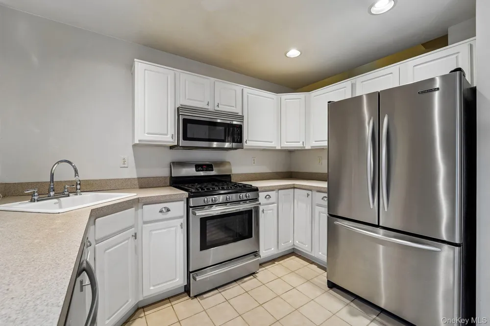 122 Crystal Hill Drive Pomona, NY 10970