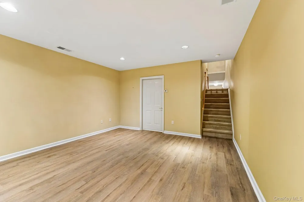 122 Crystal Hill Drive Pomona, NY 10970