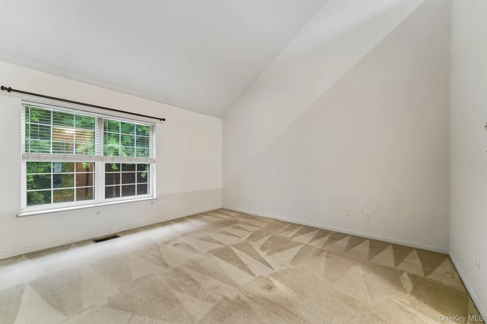 122 Crystal Hill Drive Pomona, NY 10970