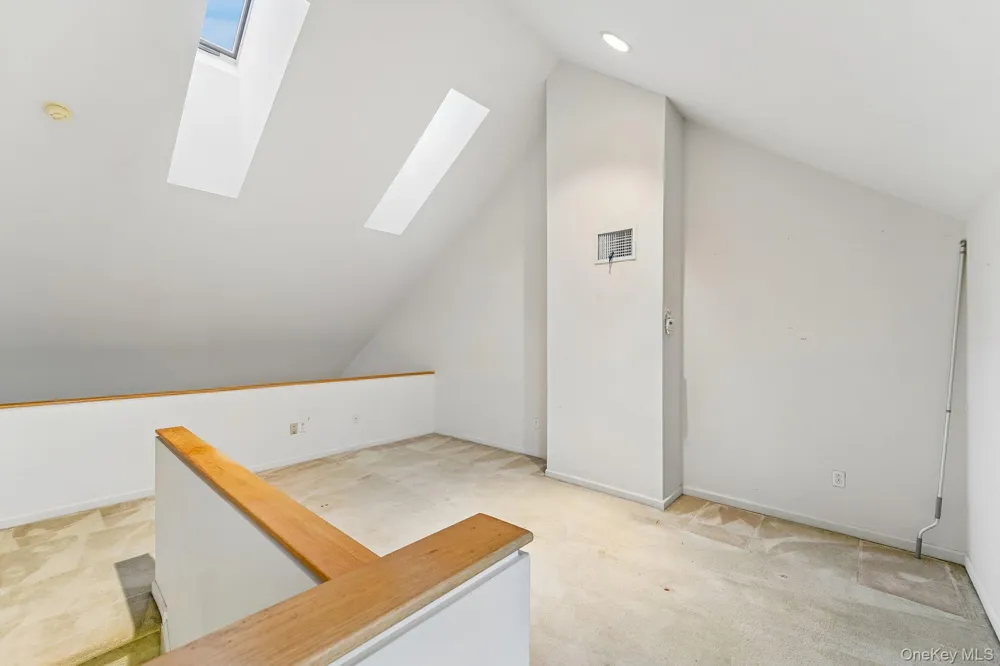 122 Crystal Hill Drive Pomona, NY 10970