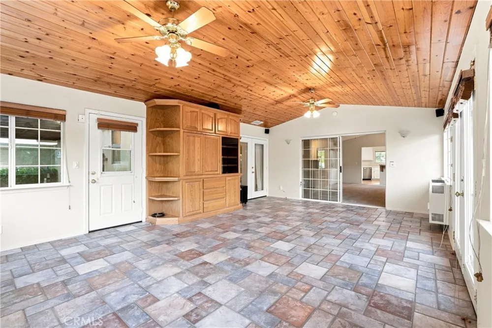 1808 Willowbank Paso Robles, CA 93446