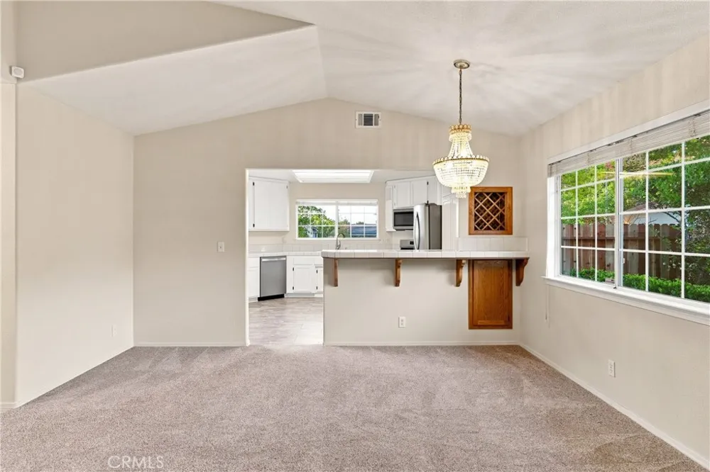 1808 Willowbank Paso Robles, CA 93446