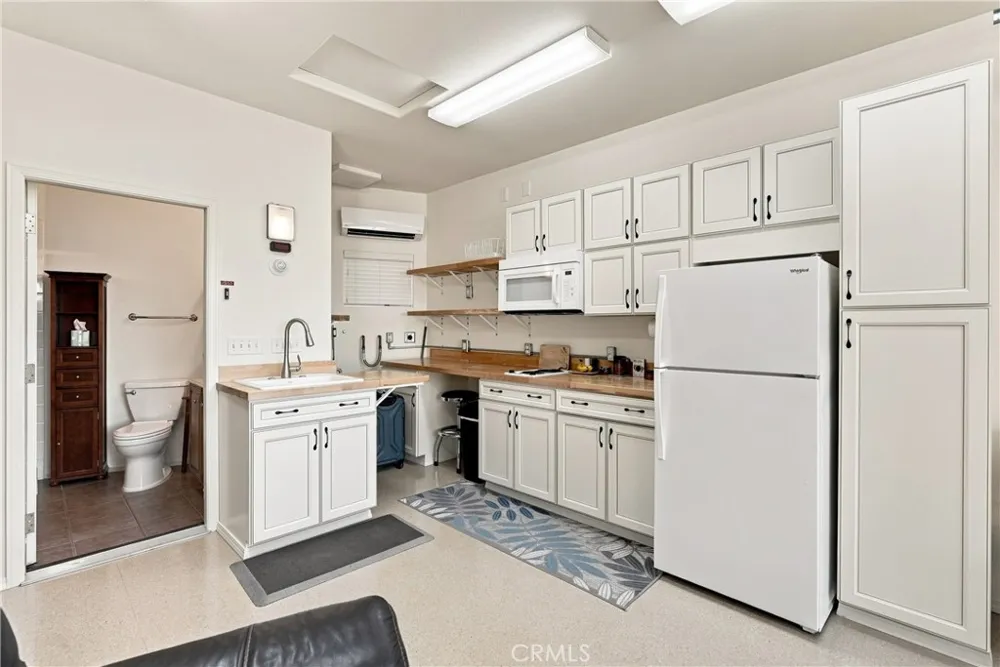 1808 Willowbank Paso Robles, CA 93446