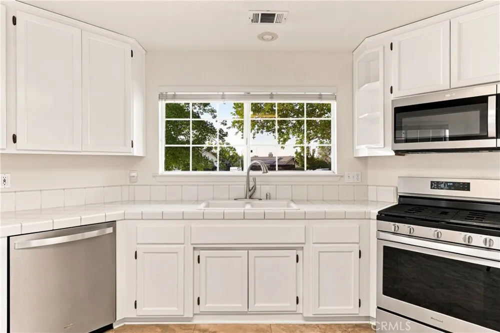1808 Willowbank Paso Robles, CA 93446