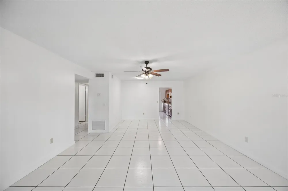 725 NORTHLAKE BOULEVARD #10 Altamonte Springs, FL 32701