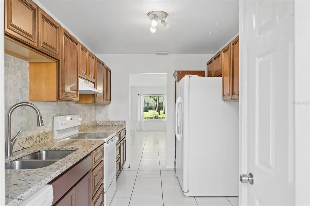 725 NORTHLAKE BOULEVARD #10 Altamonte Springs, FL 32701