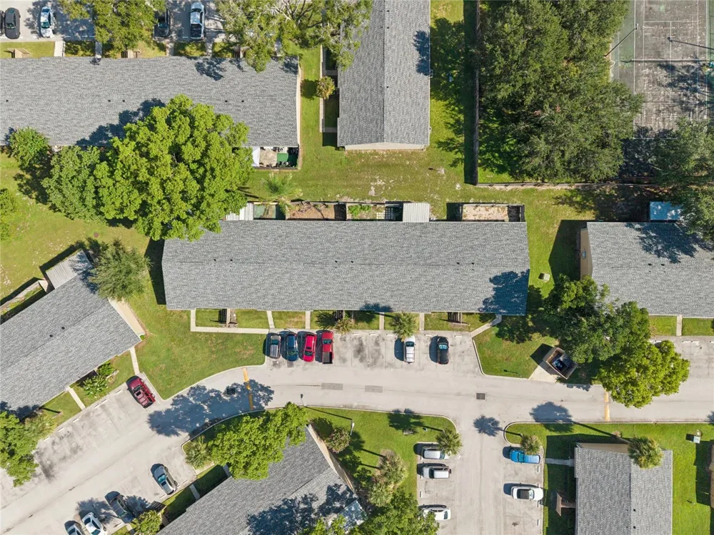 725 NORTHLAKE BOULEVARD #10 Altamonte Springs, FL 32701