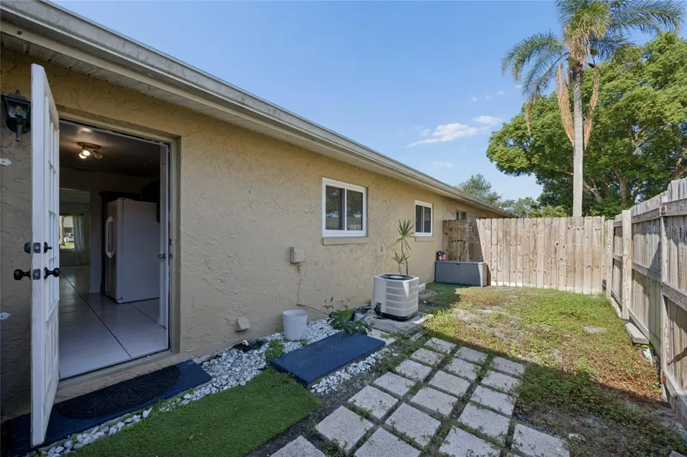 725 NORTHLAKE BOULEVARD #10 Altamonte Springs, FL 32701