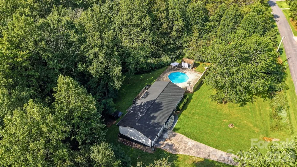 2075 South Fork Drive Morganton, NC 28655