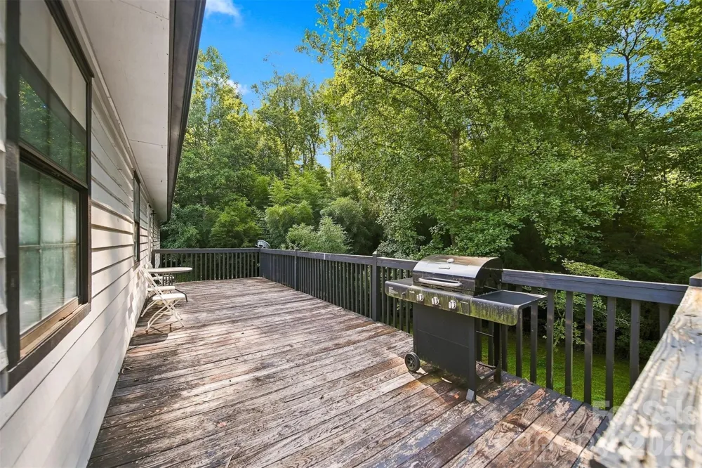 2075 South Fork Drive Morganton, NC 28655