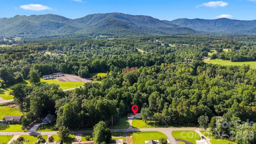 2075 South Fork Drive Morganton, NC 28655