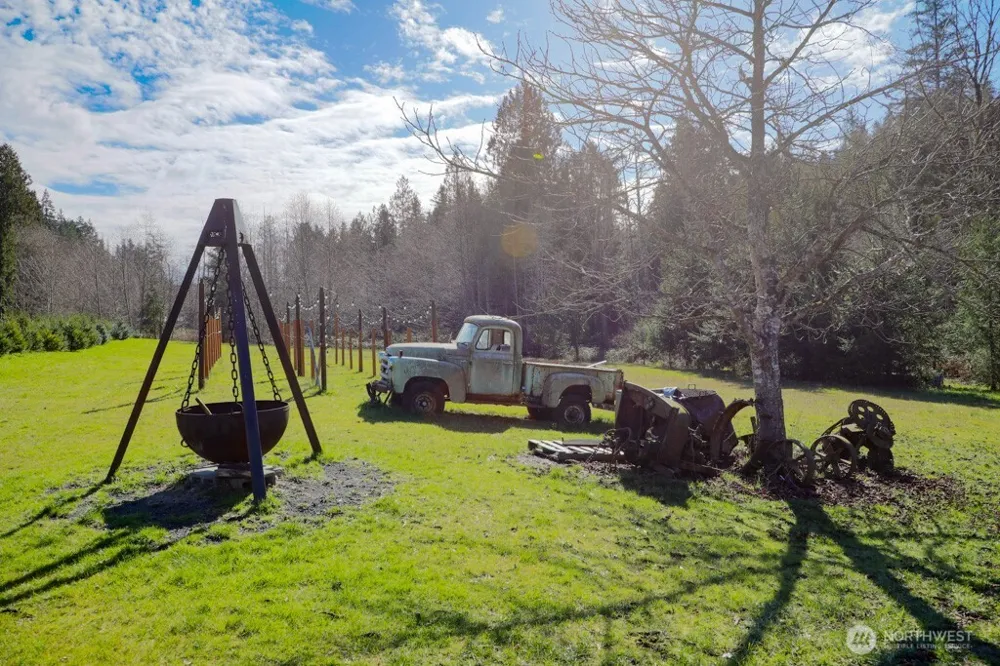26663 Big Valley Road NE Poulsbo, WA 98370