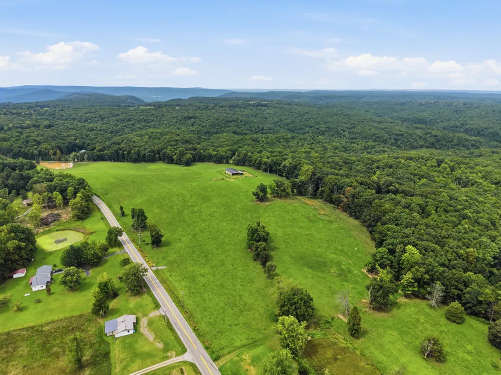0 Hanging Limb Highway Crawford, TN 38554