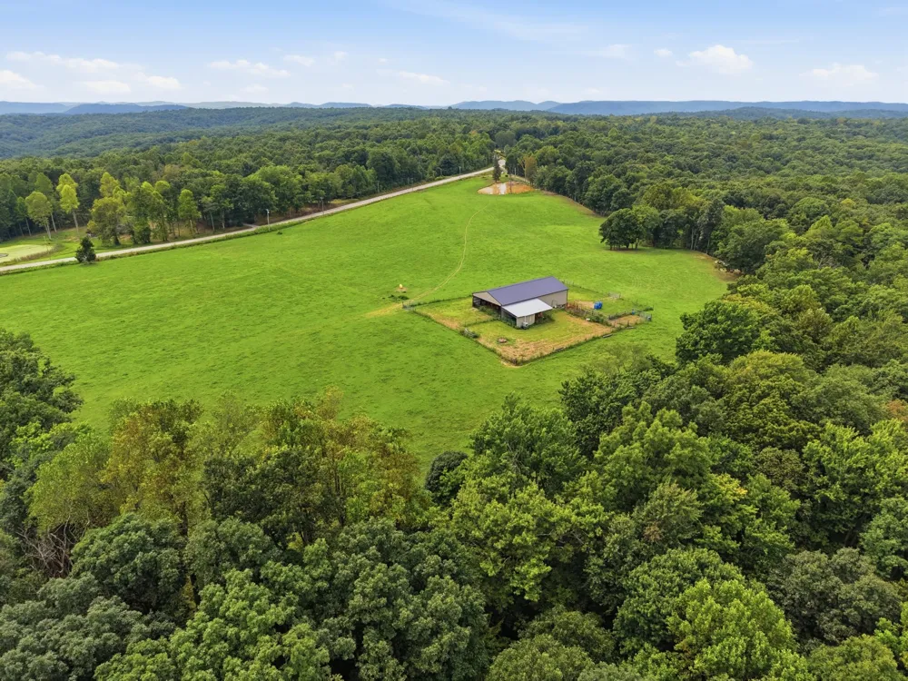 0 Hanging Limb Highway Crawford, TN 38554