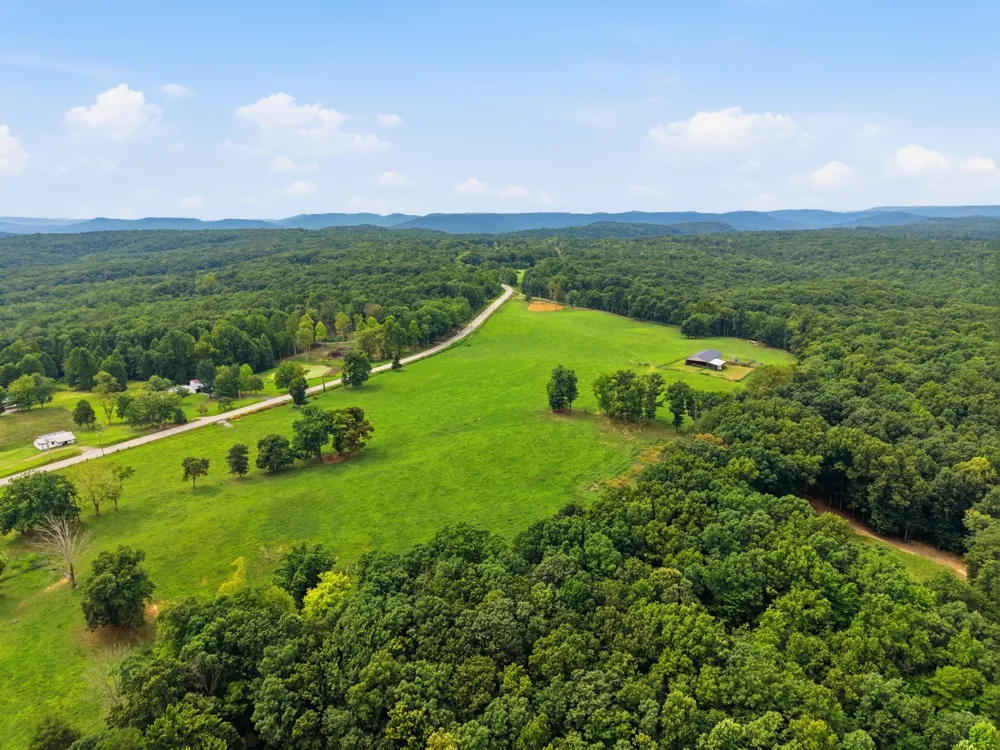 0 Hanging Limb Highway Crawford, TN 38554