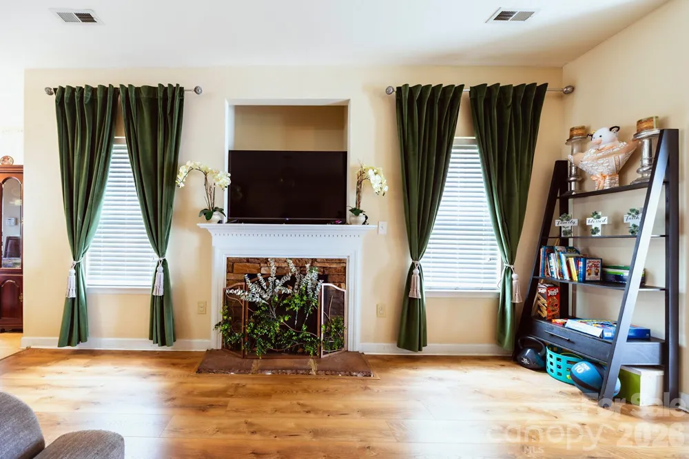 948 Sundance Drive Gastonia, NC 28054