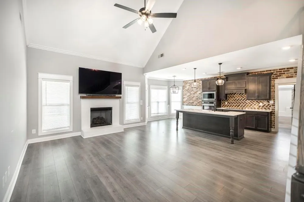 613 Jeffery Thomas Drive Bonaire, GA 31005