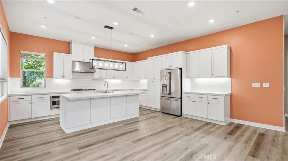 135 Denali Lake Forest, CA 92630