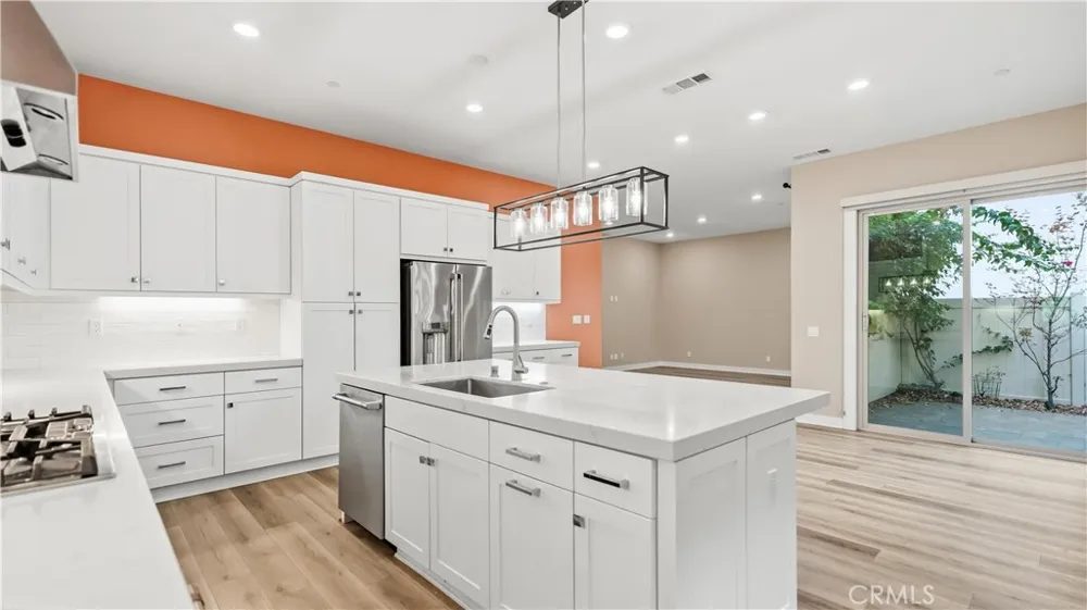135 Denali Lake Forest, CA 92630