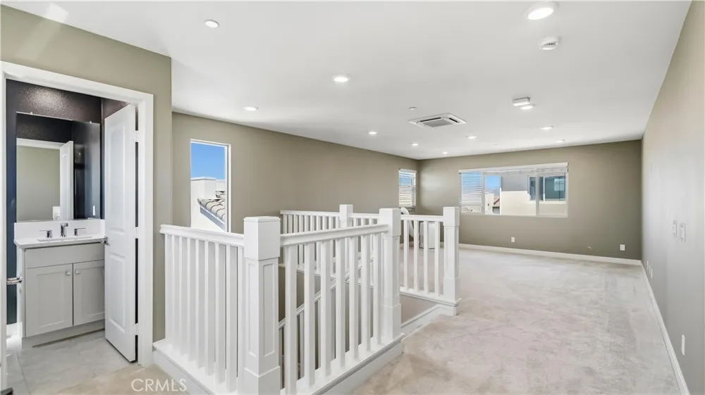 135 Denali Lake Forest, CA 92630