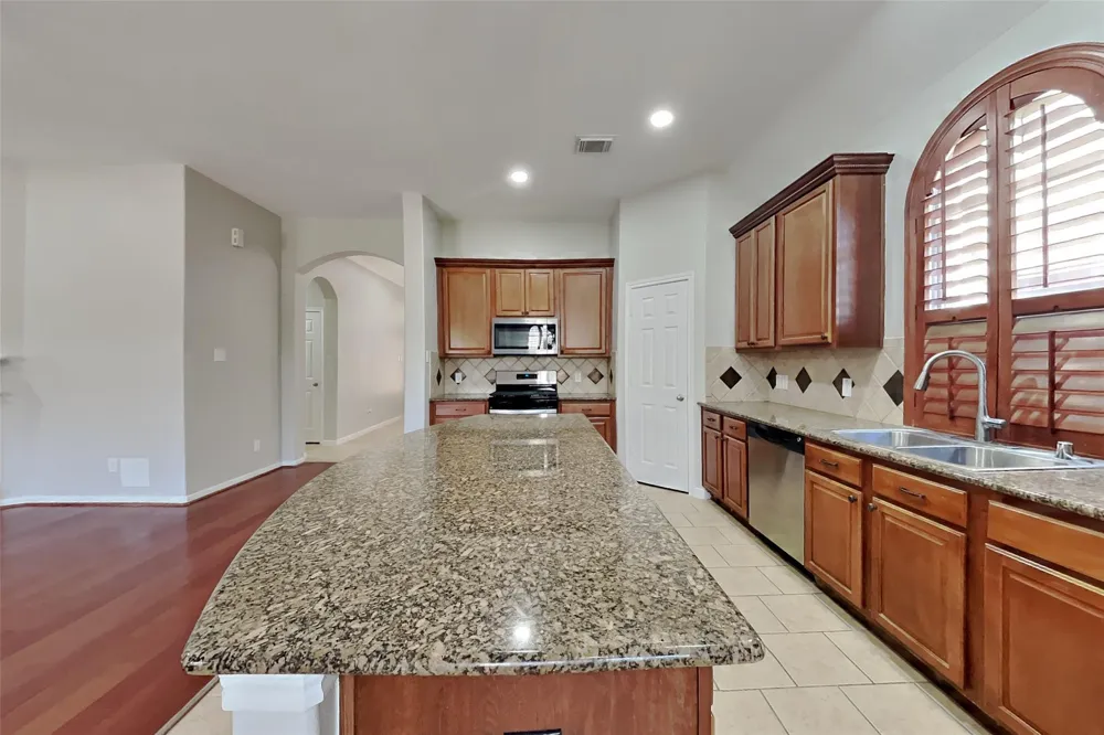 20743 Oakhurst Park Drive Porter, TX 77365