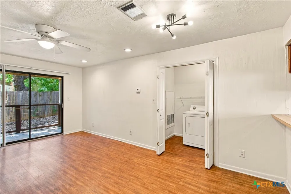 421 W San Antonio Street #I 2 San Marcos, TX 78666