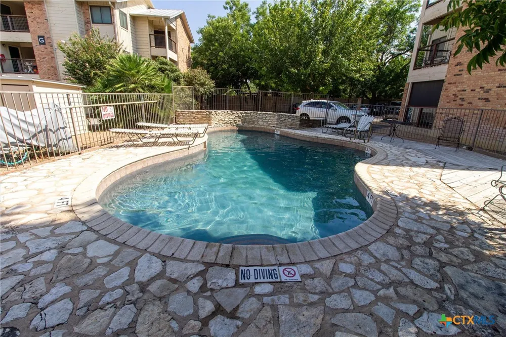 421 W San Antonio Street #I 2 San Marcos, TX 78666