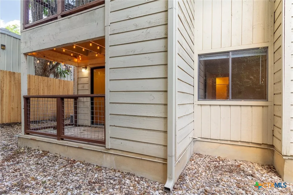 421 W San Antonio Street #I 2 San Marcos, TX 78666