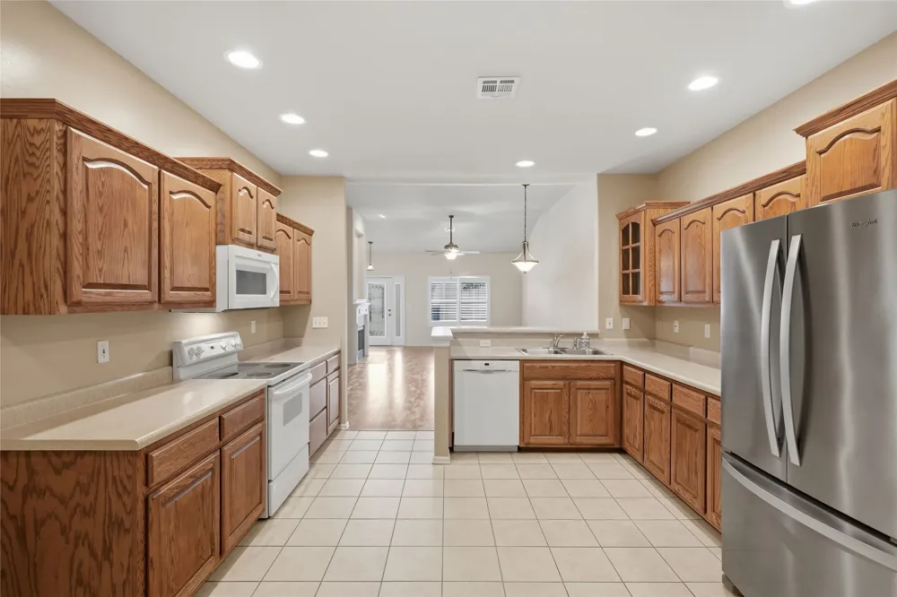 8212 E 74th Court Tulsa, OK 74133