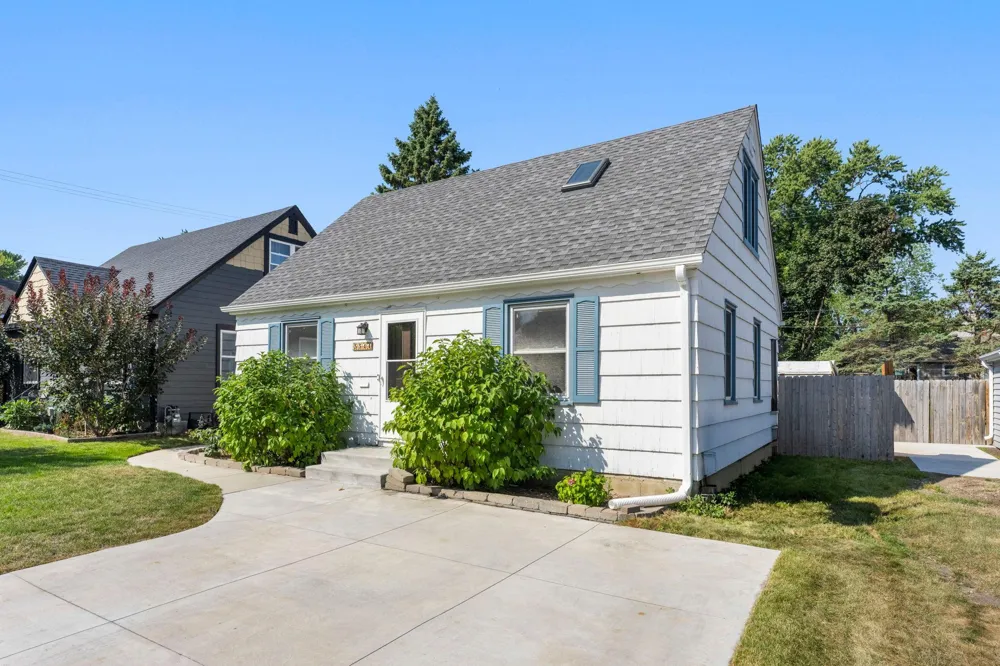 5544 York Avenue S Edina, MN 55410