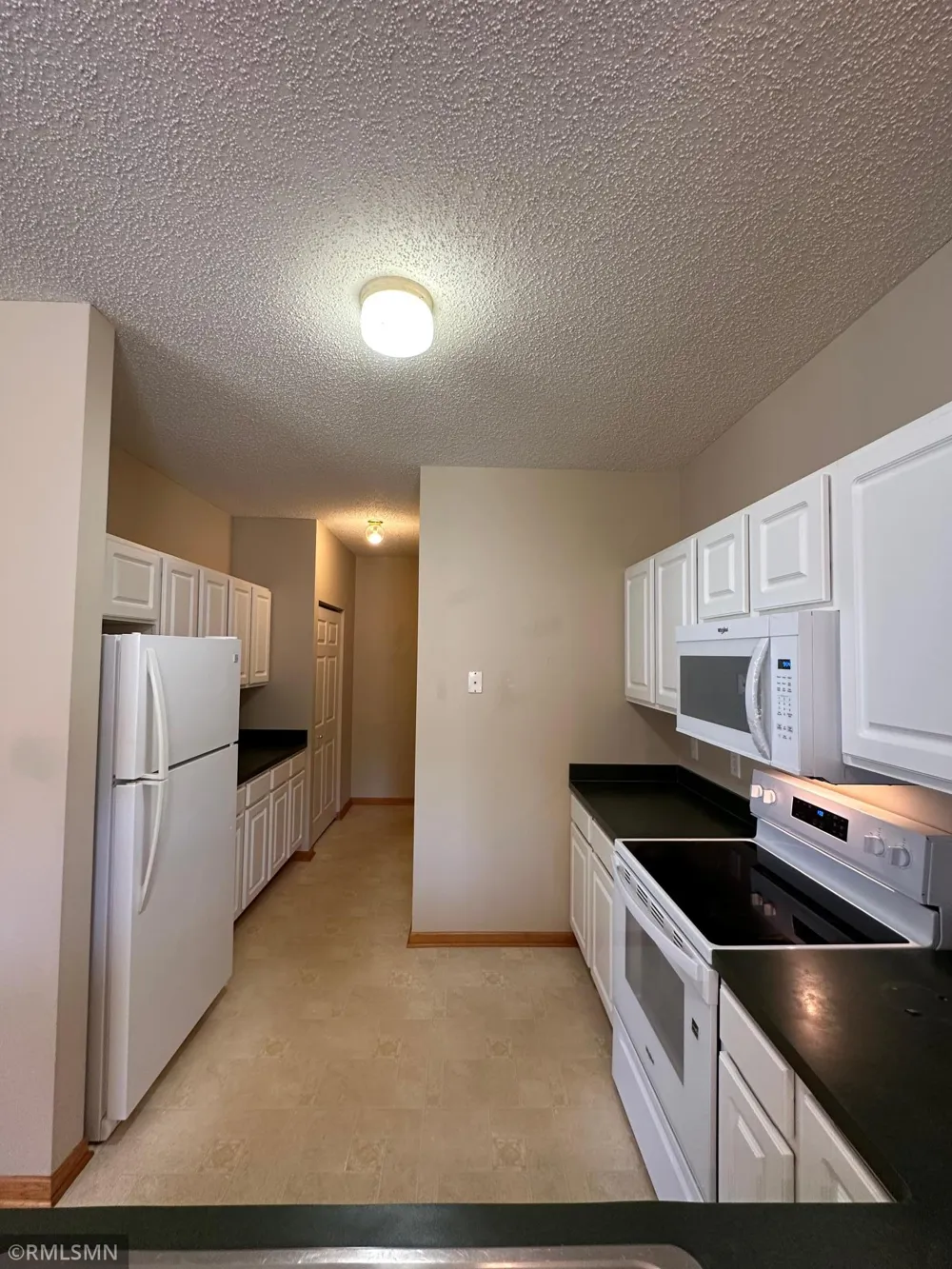 603 Providence Drive Shakopee, MN 55379