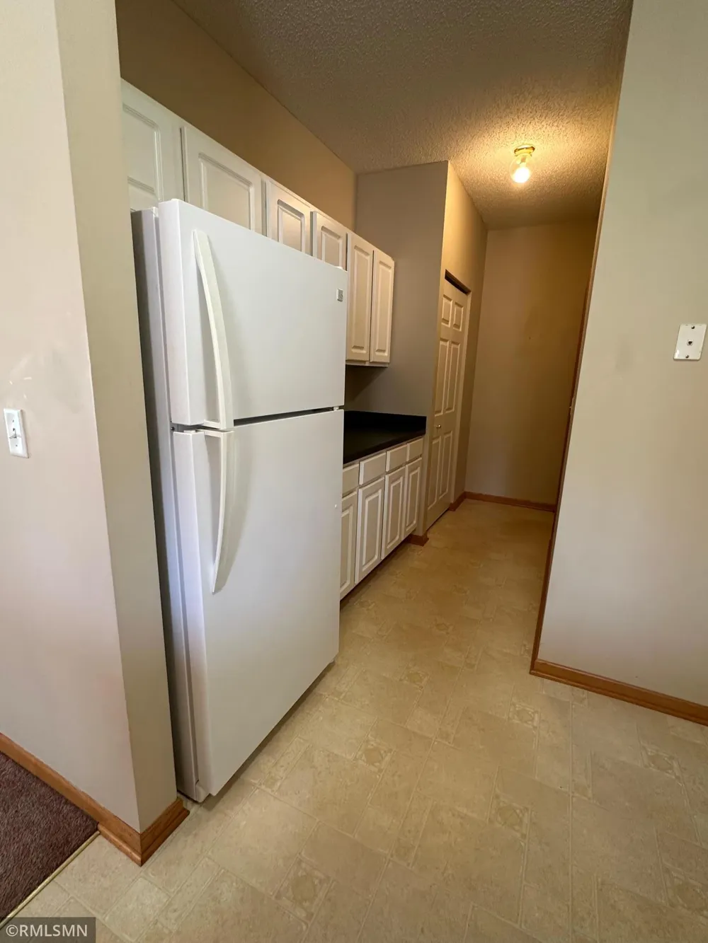 603 Providence Drive Shakopee, MN 55379