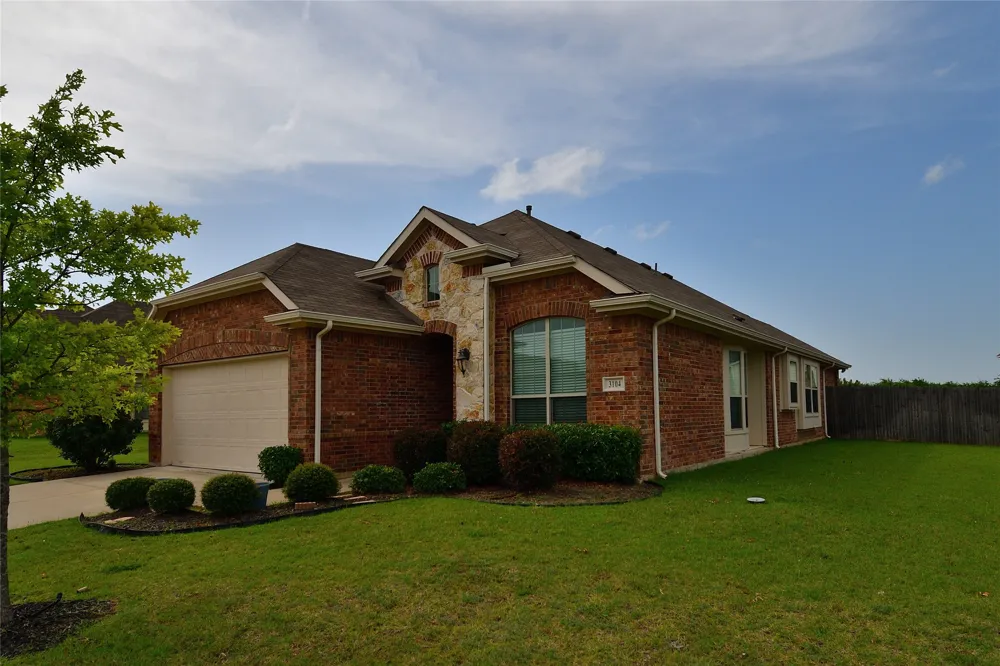 3104 Flowering Springs Drive Forney, TX 75126