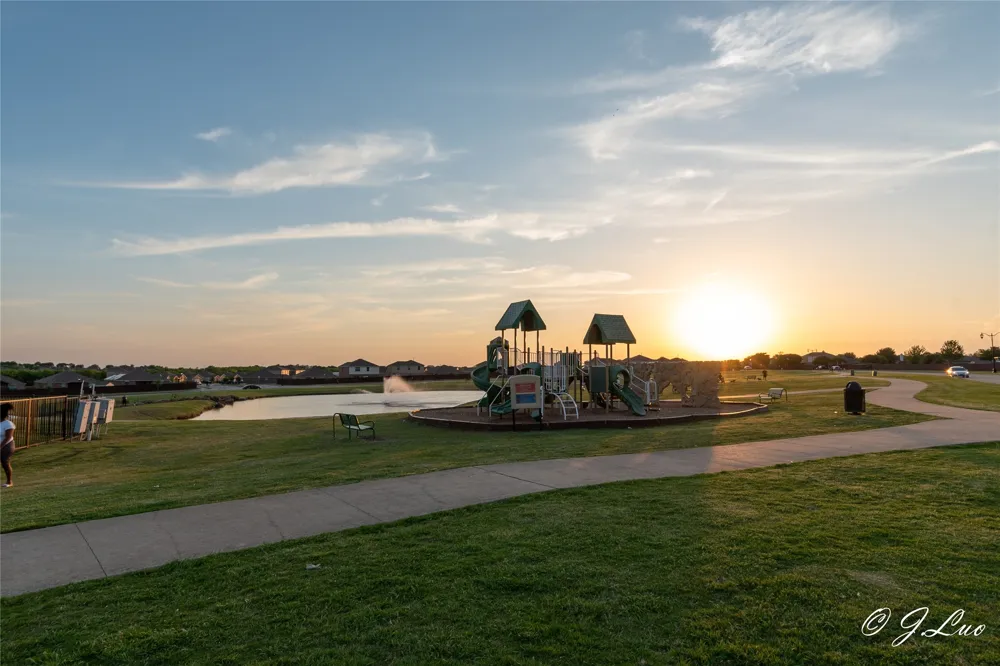 3104 Flowering Springs Drive Forney, TX 75126