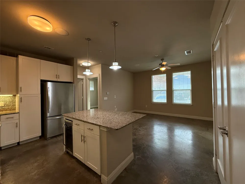 801 Bishop Avenue #1-108 Dallas, TX 75208