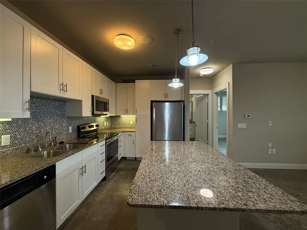 801 Bishop Avenue #1-108 Dallas, TX 75208