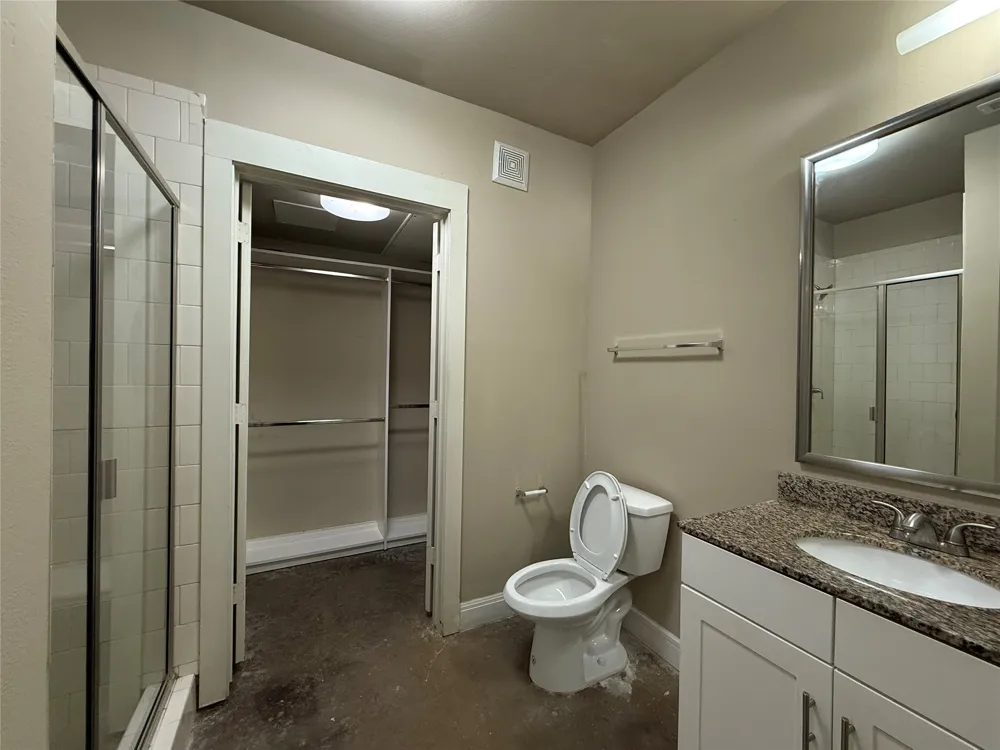801 Bishop Avenue #1-108 Dallas, TX 75208