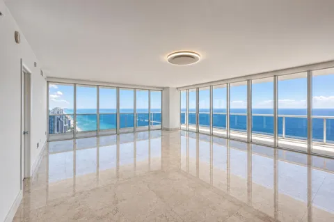 1830 S Ocean Drive #3201