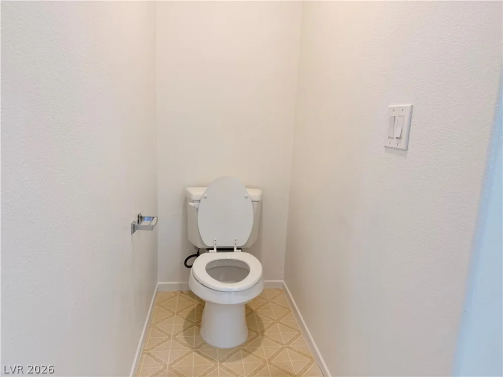 6212 W Cougar Avenue Las Vegas, NV 89139
