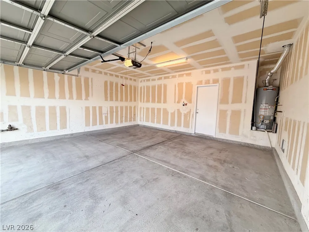 6212 W Cougar Avenue Las Vegas, NV 89139