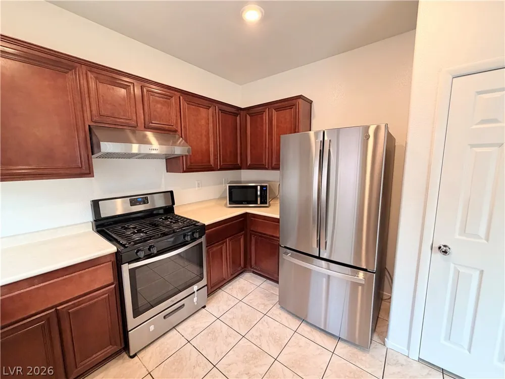 6212 W Cougar Avenue Las Vegas, NV 89139