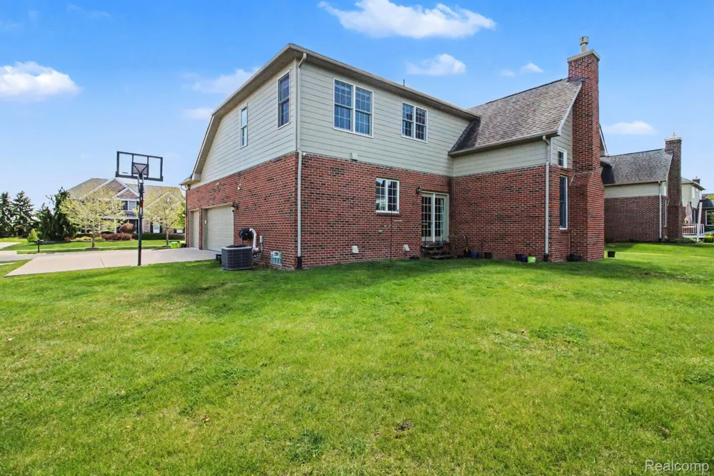 50371 LANGLEY DRIVE Novi City, MI 48374