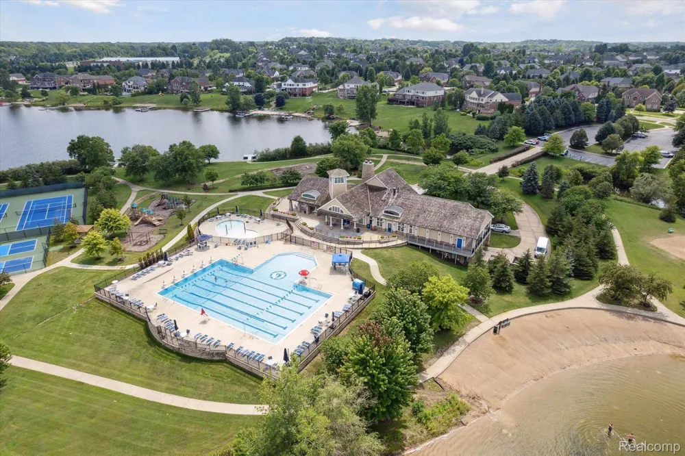 50371 LANGLEY DRIVE Novi City, MI 48374