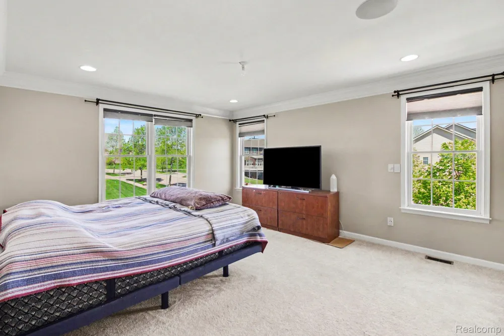 50371 LANGLEY DRIVE Novi City, MI 48374