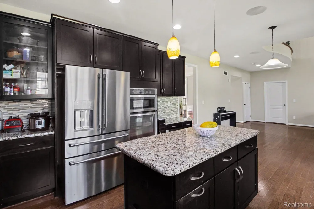 50371 LANGLEY DRIVE Novi City, MI 48374