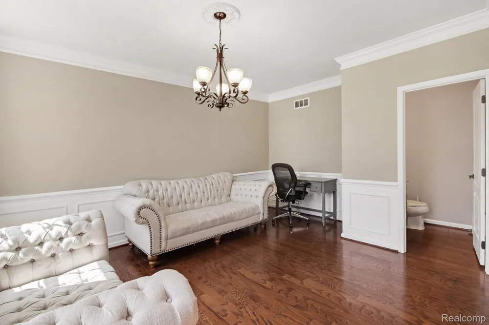 50371 LANGLEY DRIVE Novi City, MI 48374