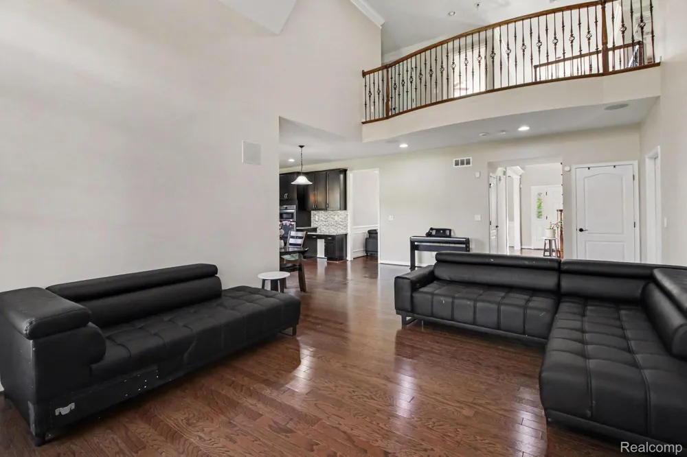 50371 LANGLEY DRIVE Novi City, MI 48374