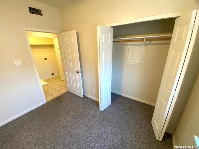 506 Dukeway Universal City, TX 78148