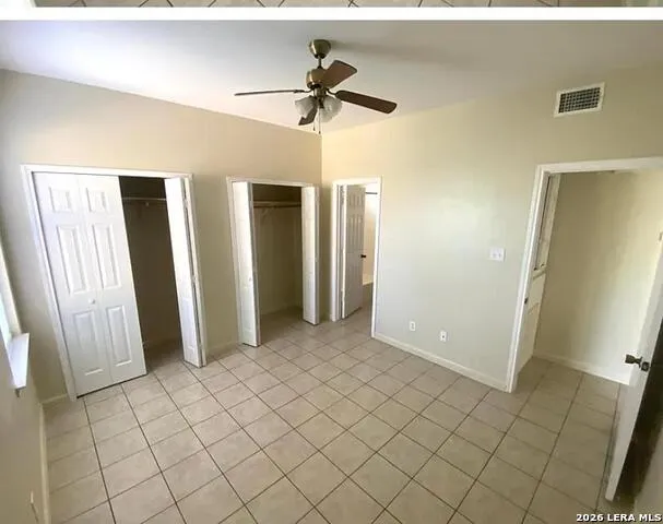 506 Dukeway Universal City, TX 78148