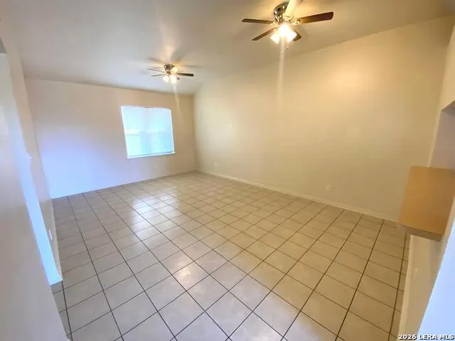 506 Dukeway Universal City, TX 78148